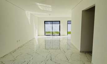 Imagem 3: Sobrado em Condomínio com 3 amplas suítes, Escritório e Preparação para piscina