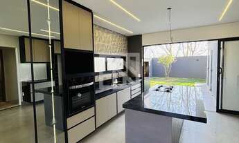 Imagem 5: Casa em Condomínio com 3 dormitórios, sendo 1 suíte com Closet, sem vizinhos de fundos e c