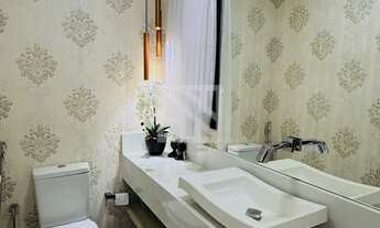 Imagem 5: Sobrado em Condomínio com 4 suítes (3 com Closet), Escritório, Espaço Gourmet e Piscina