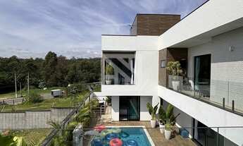 Imagem: Sobrado em Condomínio com 4 suítes (3