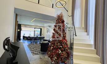 Imagem 5: Sobrado em Condomínio com 4 suítes, sendo 1 no pavimento térreo, Espaço Gourmet e Piscina