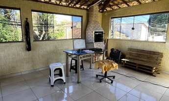 Imagem 3: Casa tipo apartamento com ampla sacada e anexo/kitnet no térreo