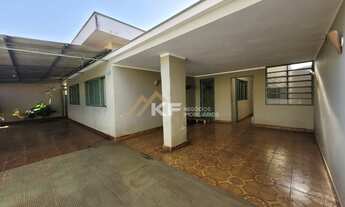 Imagem: Casa Ampla com Barracão Comercial - Excelente