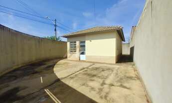 Imagem: Casa de Esquina Bairro Jardim Cristo Redentor