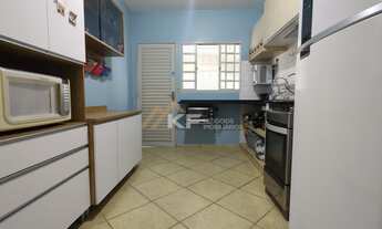 Imagem 3: Casa à venda 2 quartos, 2 banheiros, Quintal e Edícula no Parque dos Flamboyans