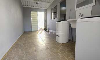 Imagem 4: Casa à venda 2 quartos, 2 banheiros, Quintal e Edícula no Parque dos Flamboyans