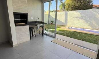 Imagem 7: Casa em Condomínio à Venda com 3 Quartos, sendo 1 suite com Piscina no bairro Recreio das