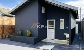 Imagem: Casa com quintal, no Bairro Cristo Redentor