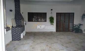 Imagem: Casa à Venda com 2 Dormitórios no bairro