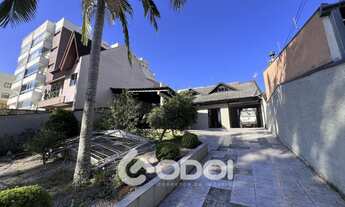 Imagem: Sobrado em Silveira da Motta, São José