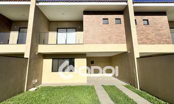 Imagem: Sobrado à venda no bairro Costeira - São