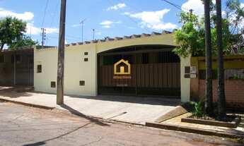 Imagem: Casa Térrea Setor Vila Itatiaia  Goiânia