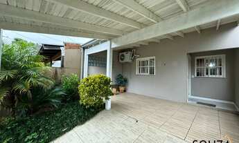 Imagem: Casa à venda no bairro Arroio da Manteiga