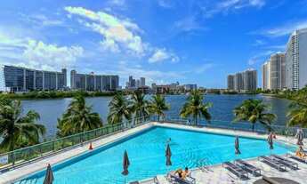 Imagem 2: Apartamento alto padrão à venda em Miami, FL
