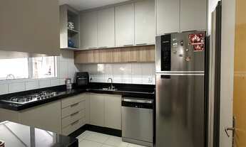 Imagem 2: Sobrado à venda no bairro Ribeirão do Lipa - Cuiabá/MT