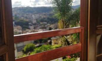 Imagem 3: Casa à venda no bairro Parque Vivaldi Leite Ribeiro - Poços de Caldas/MG