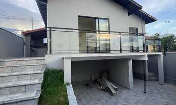 Imagem: Casa à venda no bairro Jardim das Azaléias