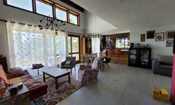 Imagem 4: Casa em Condomínio Excelente Localização