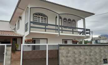 Imagem: Casa 2 pisos em palhoça