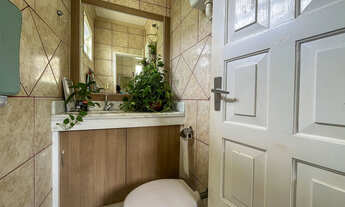 Imagem 7: CASA A VENDA COM 4 DORMITÓRIOS, SUITE E EDICULA NO JARDIM ATLANTICO EM FLORIANÓPOLIS/SC