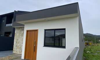 Imagem 4: Casa térrea com 2 dormitórios no bairro Lisboa 3