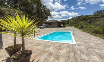 Imagem: Sítio aconchegante em meio a natureza