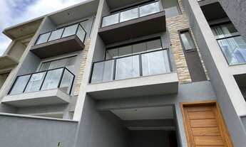 Imagem: Sobrado à venda no bairro Santa Catarina