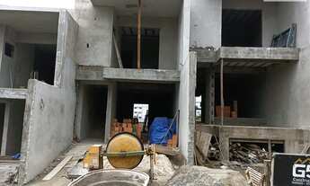 Imagem 2: Casa à venda no bairro Bom Retiro - Joinville/SC