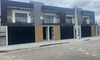 Imagem: Casa Geminada de Alto Padrão