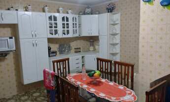 Imagem: IMOVEL SOBRADO COM TRÊS MORADIAS PARA RENDA