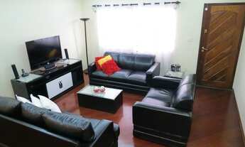 Imagem 2: Casa Sobrado, 3 dormitórios, 1 suítes, 1 banheiros, 5 vagas na garagem, 234M² de Área Cons