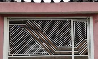 Imagem: Casa com 2 Quartos e 2 banheiros à Venda