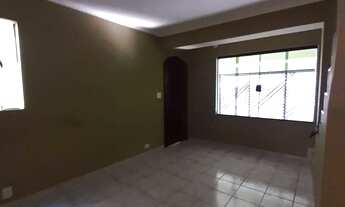 Imagem 3: Casa para venda com 2 Dormitórios, 2 Banheiros e 2 Vagas de Garagem!
