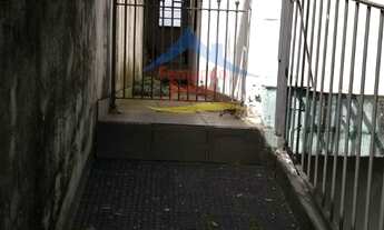 Imagem 2: Casa-Terrea-para-Venda-em-Vila-Santo-Antonio-Santo-Andre-SP, 4 dormitórios, 4 banheiro, 2