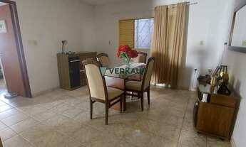 Imagem: Casa à venda no bairro Residencial Center