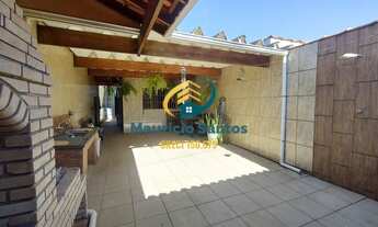 Imagem 2: Sobrado em Mongaguá, bairro Itaóca, 3 dormitórios sendo 1 suíte e demais dependências, imó