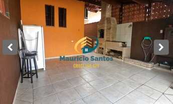 Imagem 3: Sobrado em Mongaguá, centro da cidade, 4 dormitórios sendo 2 suítes e demais dependências