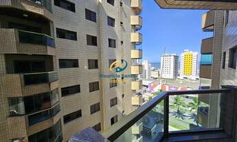 Imagem 2: Apartamento em Mongaguá, bairro Jardim Marina, semi-mobiliado com 2 dormitórios sendo 1 su