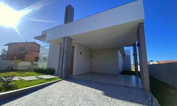 Imagem 2: ???? Casa de Alto Padrão em Bellatorres há 90 Metros do Mar em Rua das Conchas, com Acesso