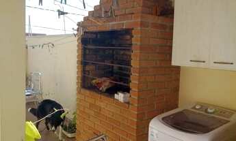 Imagem: Casa Padrão - Esquina - Em uma das mais