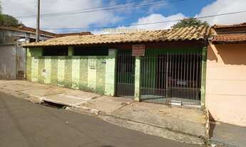 Imagem 2: Casa à venda no bairro Jardim Peabiru - Botucatu/SP