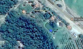 Imagem 4: Sítio com excelente localização com mina d´agua