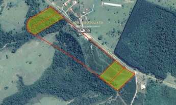 Imagem 5: Sítio com excelente localização com mina d´agua