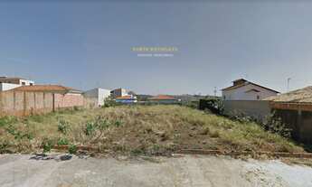 Imagem: Terreno com Grande Área - Totalmente Plano