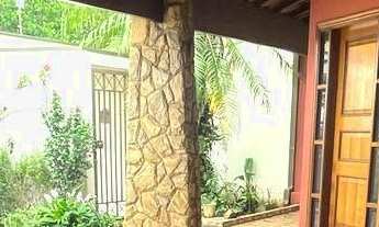 Imagem 2: Casa alto padrão no bairro Chácara Floresta em Botucatu-SP