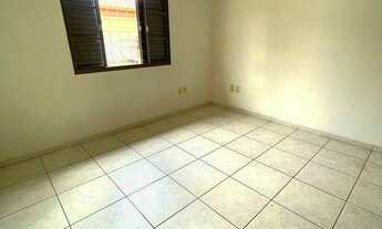 Imagem 7: Casa alto padrão no bairro Chácara Floresta em Botucatu-SP