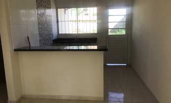 Imagem: Casa Padrão - Com 02 Dorm. Terreno inteiro