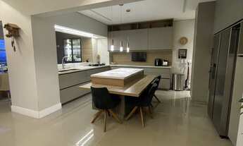 Imagem: Cobertura com 4 Quartos e 5 banheiros à