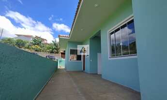 Imagem: Casa geminada no bairro Centro em Antônio