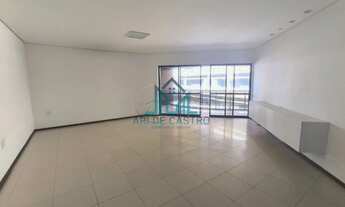 Imagem 2: Apartamento com vista Mar com 3 Suítes, 194m², hidromassagem, 4 Vagas com ótima Varanda na